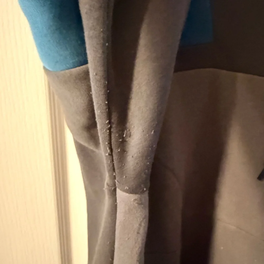 Her Universe Star Wars Bo-Katan Armor Hoodie Plus Size - Picture 7 of 13